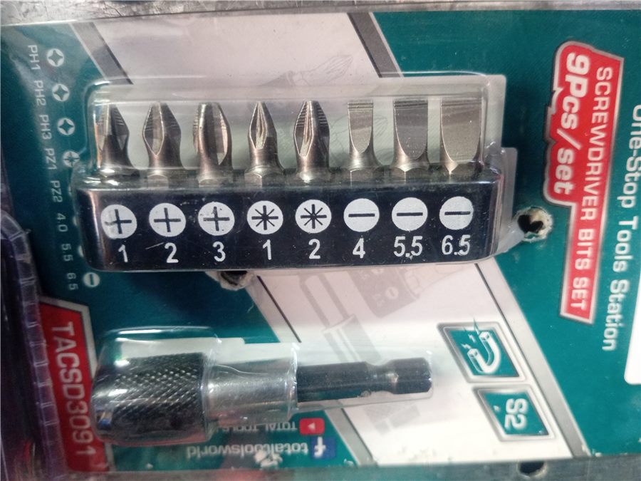 9PCS Screwdriver Bits Set price in Kenya