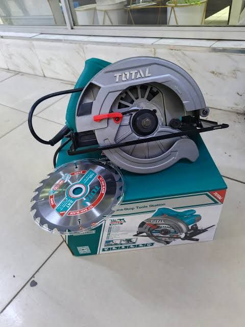 CIRCULAR SAW 1600 price in Kenya